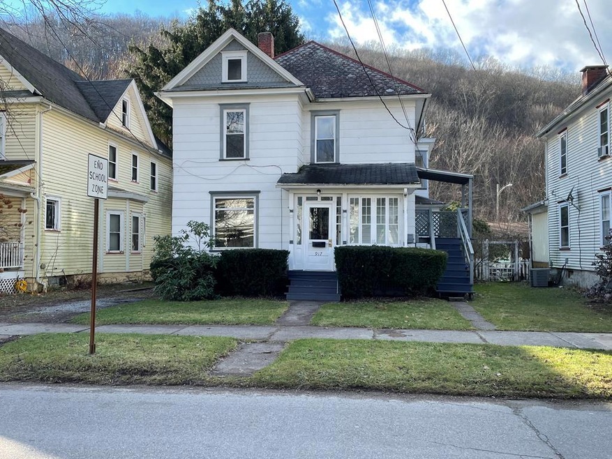 917 Buffalo St, Franklin, PA 16323 - photo 1