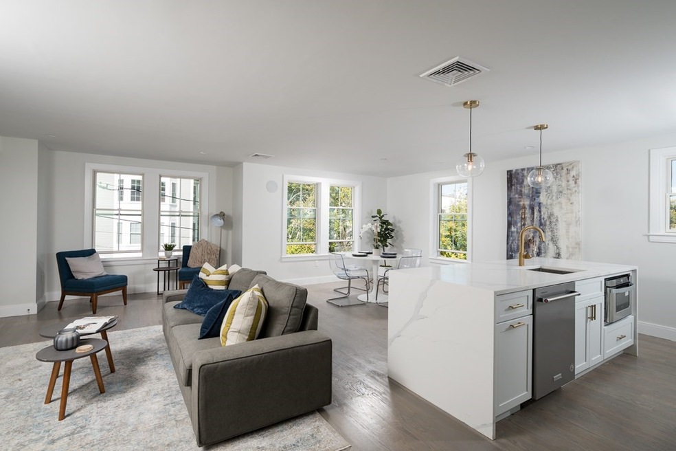 7 Saco St unit 6, Dorchester, MA 02122 - photo 1