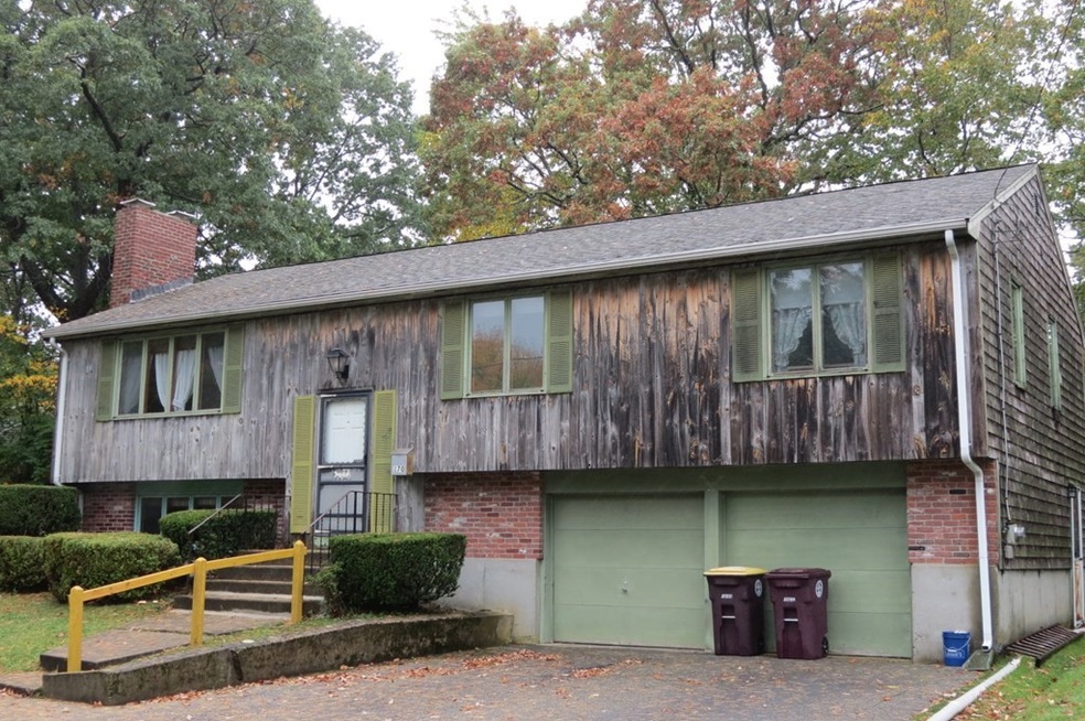 170 Springvale Cir, Weymouth, MA 02188 - photo 1