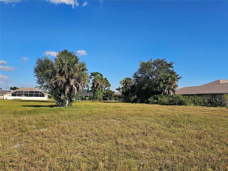 184 Rotonda Blvd N, Rotonda West, FL 33947 - photo 1