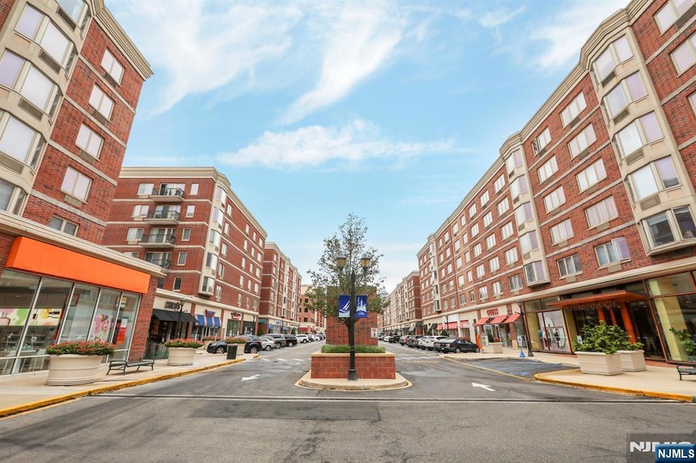 3110 City Place, Edgewater, NJ 07020 - photo 1