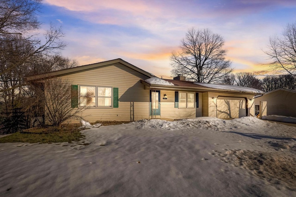 1115 Mulberry Cir
