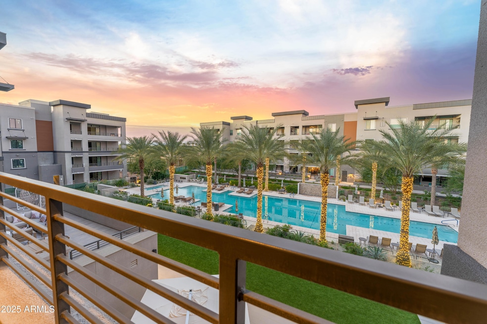 The Luxe at Desert Ridge (Phase 1 - 4) unit 304, Phoenix, AZ 85054 - photo 1