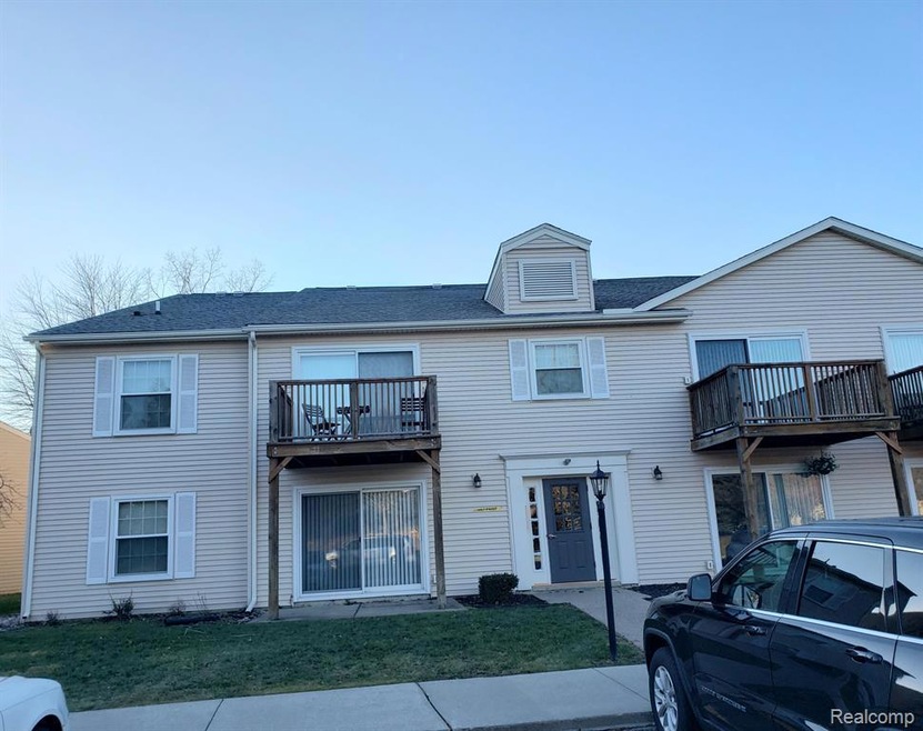 954 Bloomfield Village Blvd Unit A, Auburn Hills, MI 48326 MLS