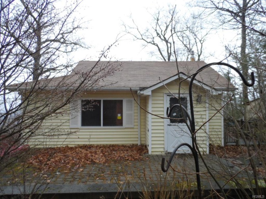 26 Oakwood Trail N, Monroe, NY 10950 - photo 1