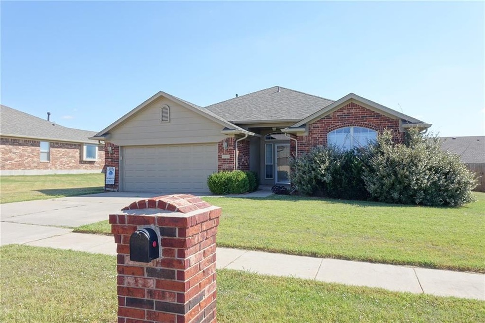 2004 SE 6th St, Moore, OK 73160 - photo 1