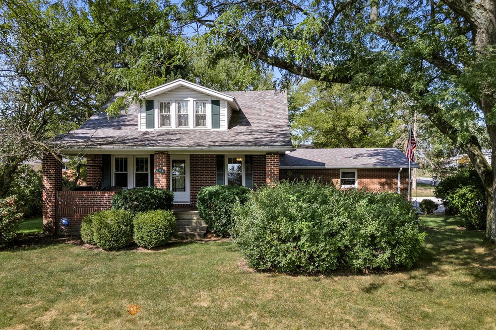 694 Logan Rd, Mansfield, OH 44907 - photo 1