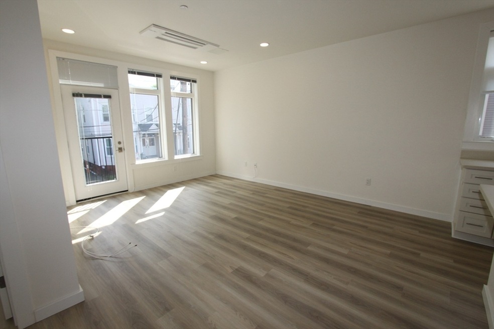 159 Allston St unit 1, Cambridge, MA 02139 - photo 1