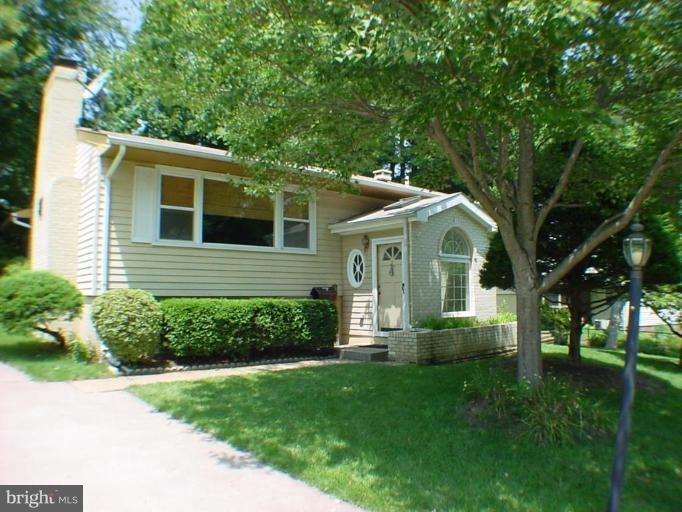 403 Dove Cir SW, Vienna, VA 22180 - photo 1