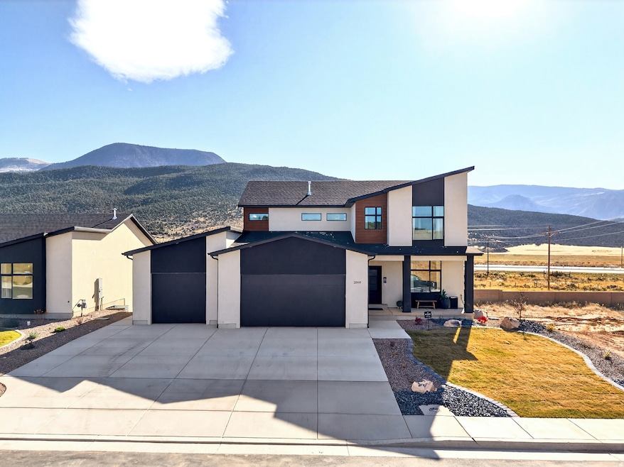 2549 W Black Sage Dr, Cedar City, UT 84720 - photo 1