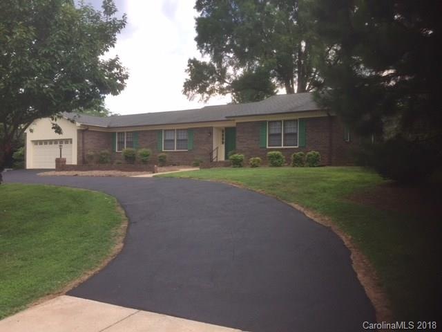 906 Carolyn St, Statesville, NC 28677 - photo 1