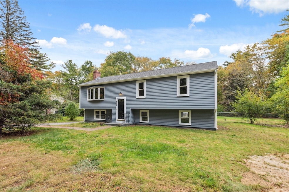 480 Main St, Hanover, MA 02339 - photo 1