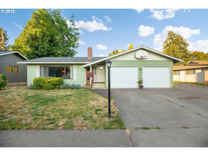 1057 Waverly St, Eugene, OR 97401 - photo 1