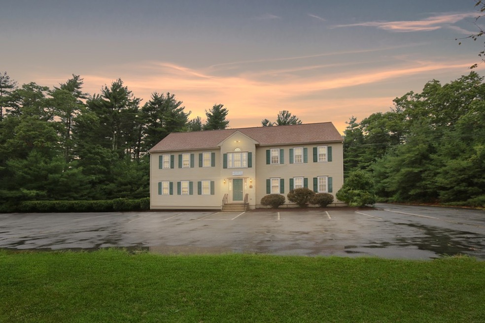 1A Fuller St unit R-3, Carver, MA 02330 - photo 1