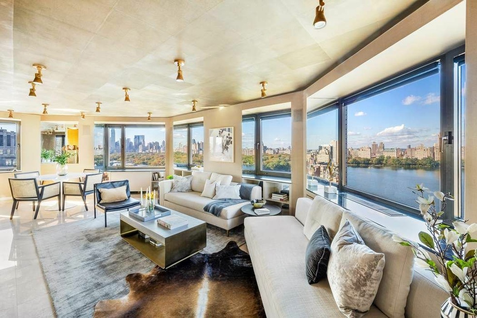 1080 5th Ave unit 20B, New York, NY 10128 - photo 1