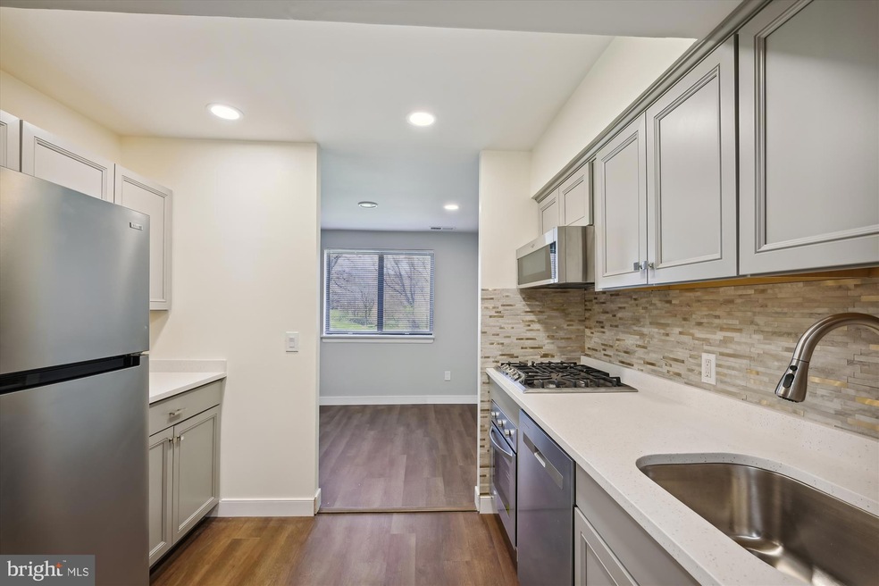 6027 Majors Ln unit C7, Columbia, MD 21045 - photo 1