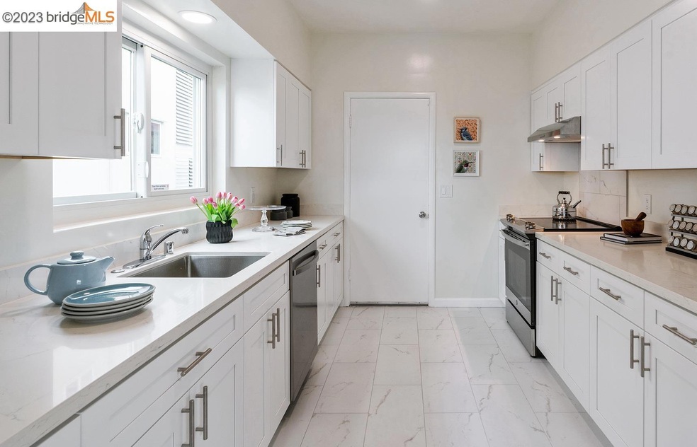 1519 Oxford St unit F, Berkeley, CA 94709 - photo 1