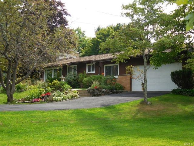 77 Forest Rd, Wallkill, NY 12589 - photo 1