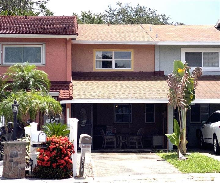 Front aerial photo of home.