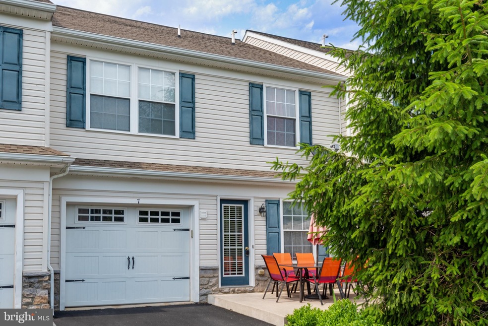 7 Broderick Ct, Leola, PA 17540 - photo 1