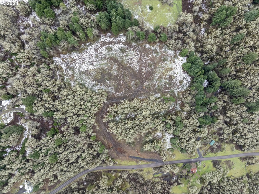 0 Tl 647116 and 215458 unit 24539366, Sheridan, OR 97378 - photo 1