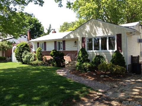 unlisted-address, North Bellmore, NY 11710 - photo 1