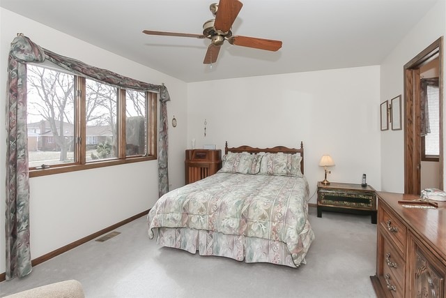 1440 E Lincoln Ave, Des Plaines, IL 60018 - photo 1