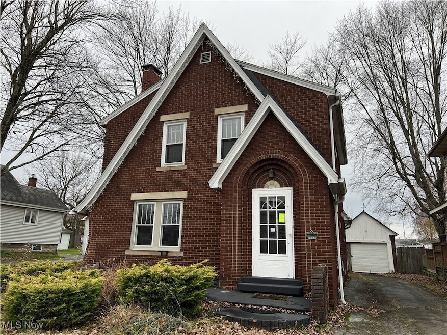 126 Stewart St, Hubbard, OH 44425 - photo 1