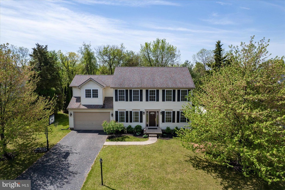 922 Willow Ridge Dr, York, PA 17404 - photo 1