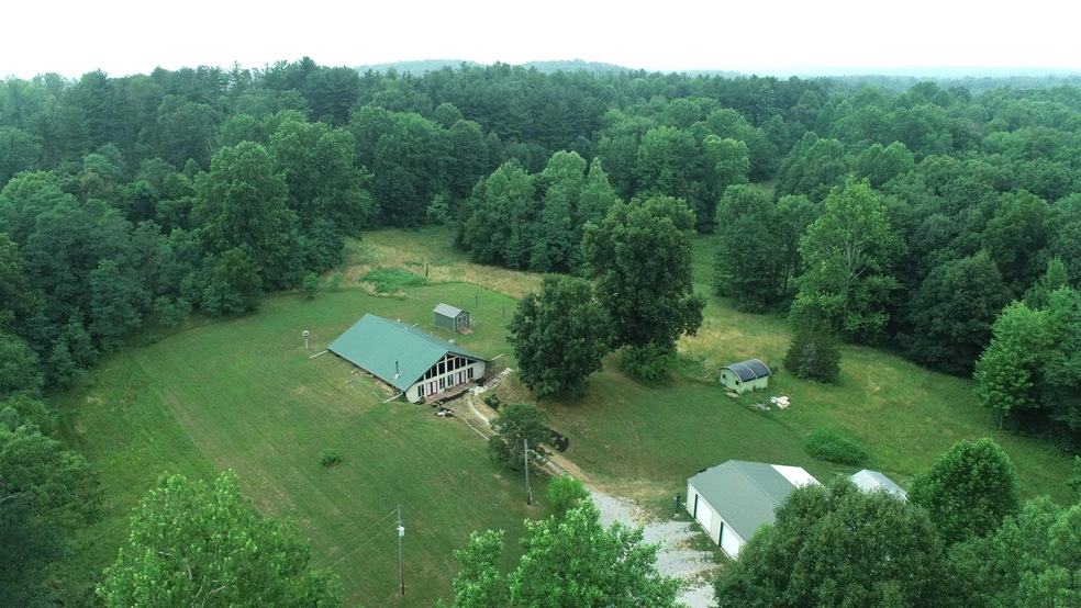 10653 E Wright Rd, Bloomfield, IN 47424 - photo 1