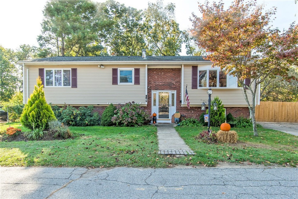 20 Gardiner St, Warwick, RI 02888 - photo 1