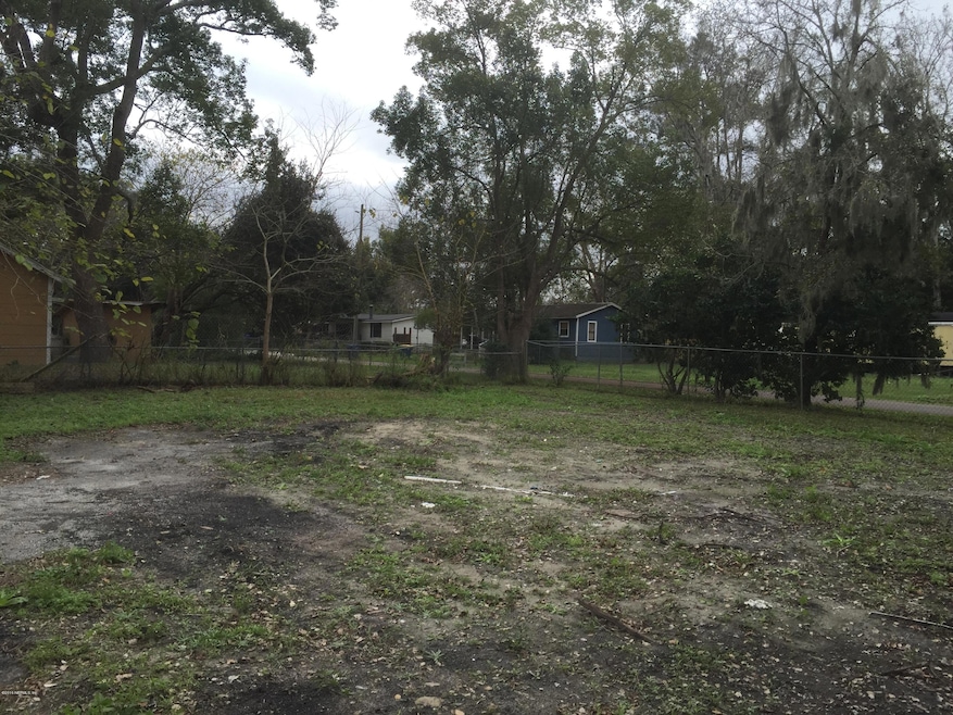 3084 Bessent Rd, Jacksonville, FL 32218 - photo 1