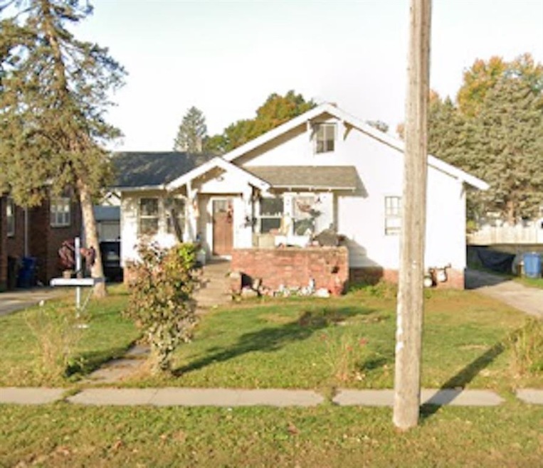 2002 E 14th Street - street view