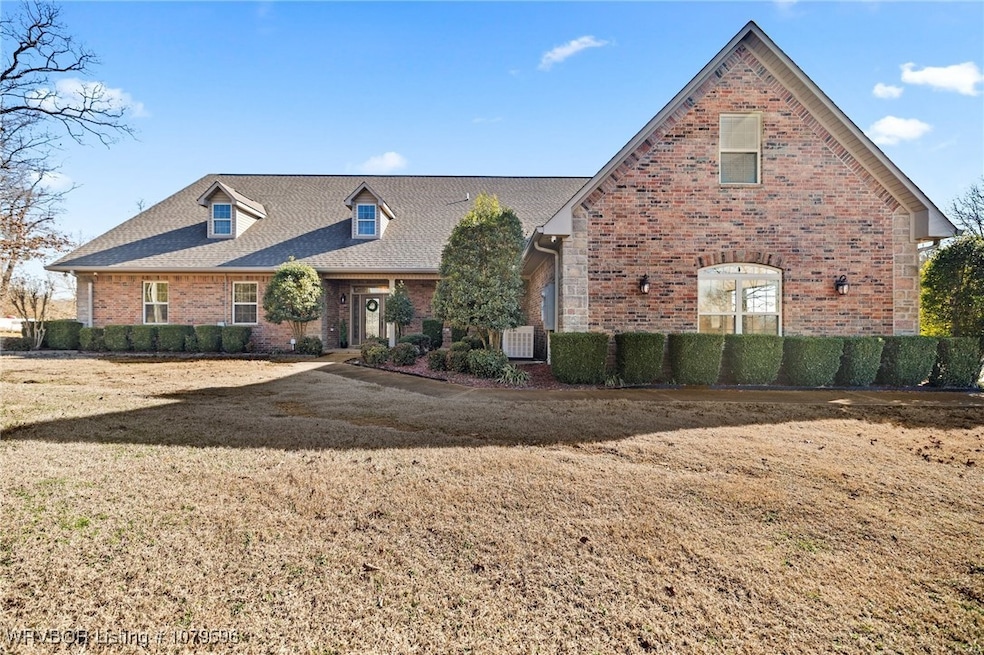 Sold $913,500