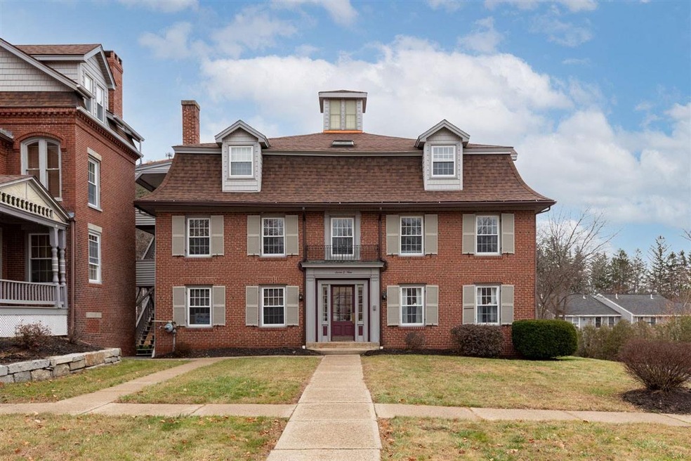 709 Central Ave unit 3, Dover, NH 03820 - photo 1