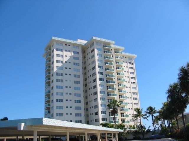 Starlight Towers unit 8F, Lauderdale By the Sea, FL 33308 - photo 1