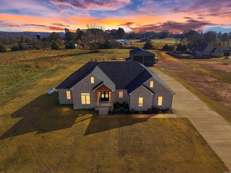 181 Irene Cir, Greenbrier, AR 72058 - photo 1