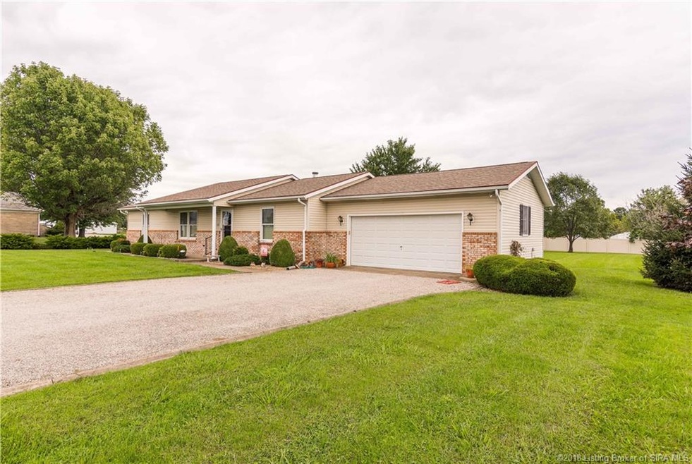 306 Pierce St, New Washington, IN 47162 - photo 1