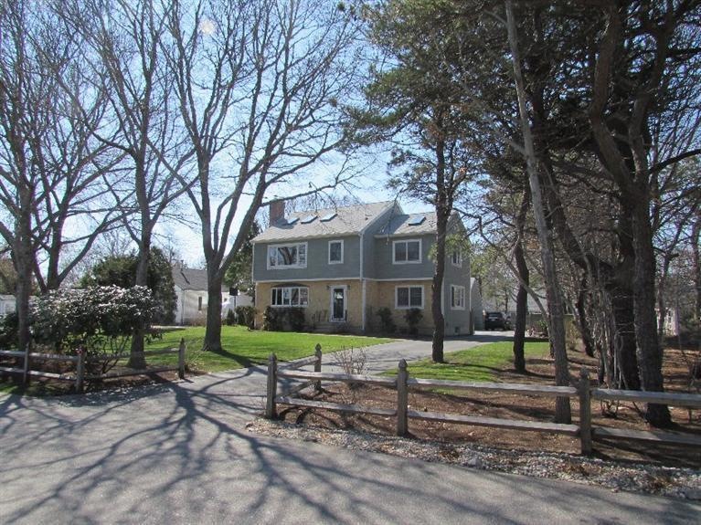 381 Edgewater Dr E, East Falmouth, MA 02536 - photo 1