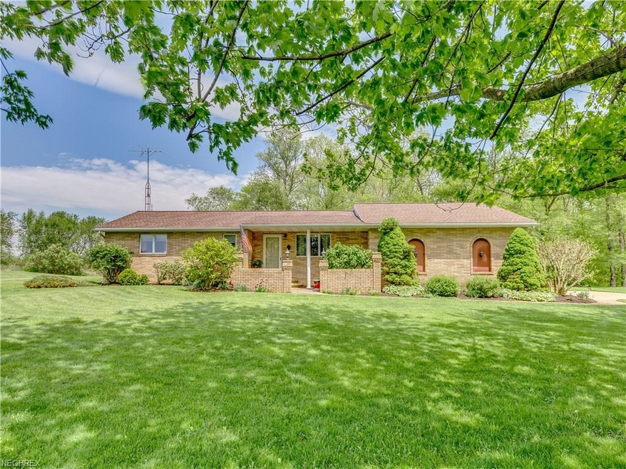 Welcome to 6140 Schloneger in Nimishillin Township.