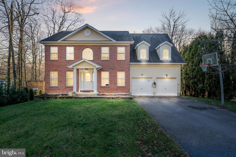 2121 Warwick Cir, Tobyhanna, PA 18466 - photo 1