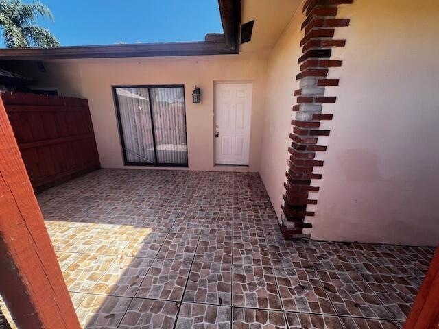 4286 Woodstock Dr unit A, West Palm Beach, FL 33409 - photo 1