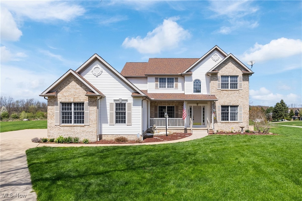 Pending $594,900