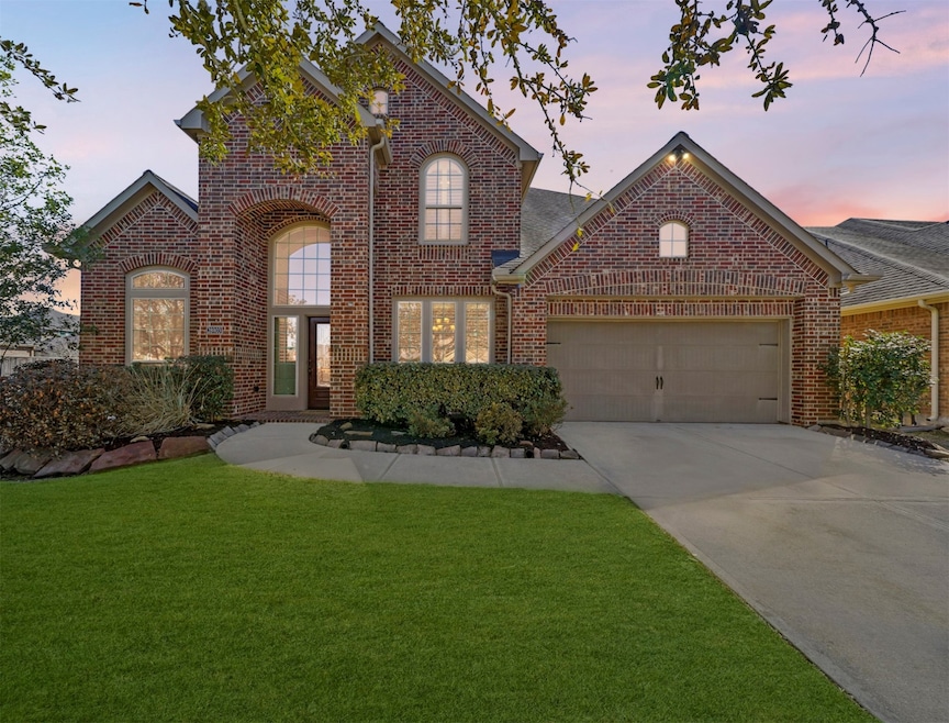 Welcome home to 28903 Hollycrest Drive! This beautiful home is simply spectacular inside and out! Highlighting 5 beautifully appointed bedrooms, 4 and 1/2 bath, a kitchen that is the home chef's dream, a beautiful study, and incredible attention to detail throughout!