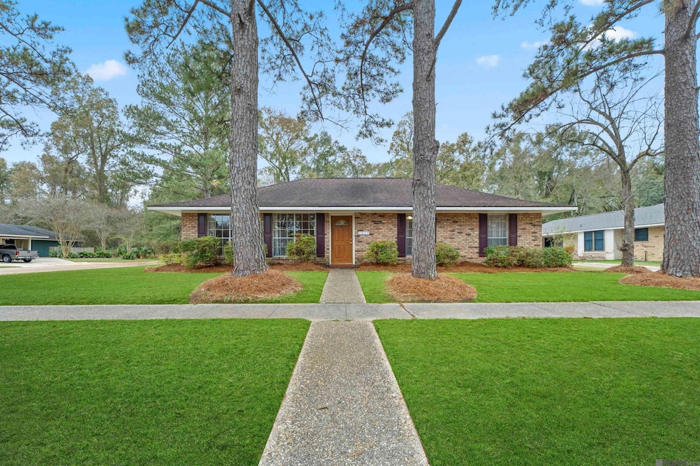 7872 Director Dr, Baton Rouge, LA 70817 - photo 1