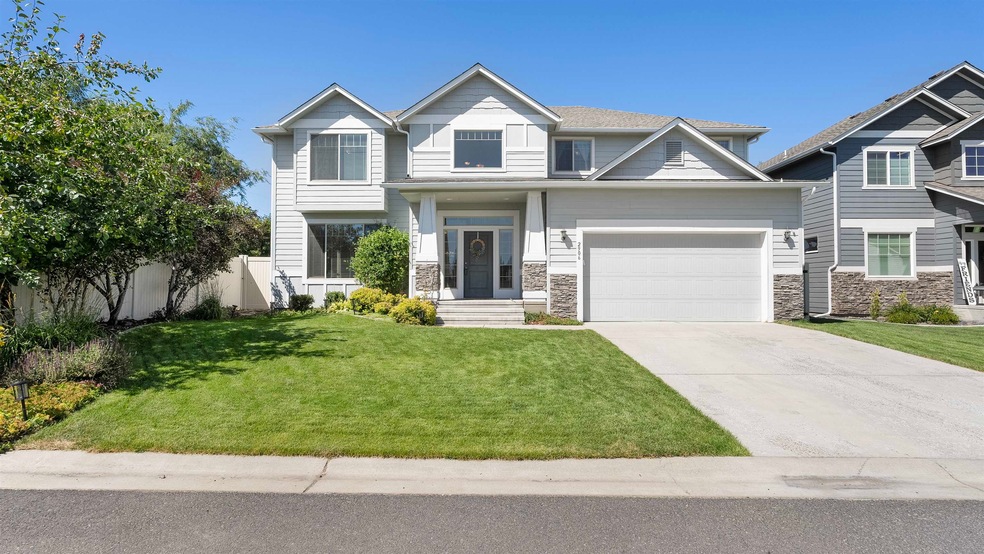 Sold $623,000 • Co-Listing Agent