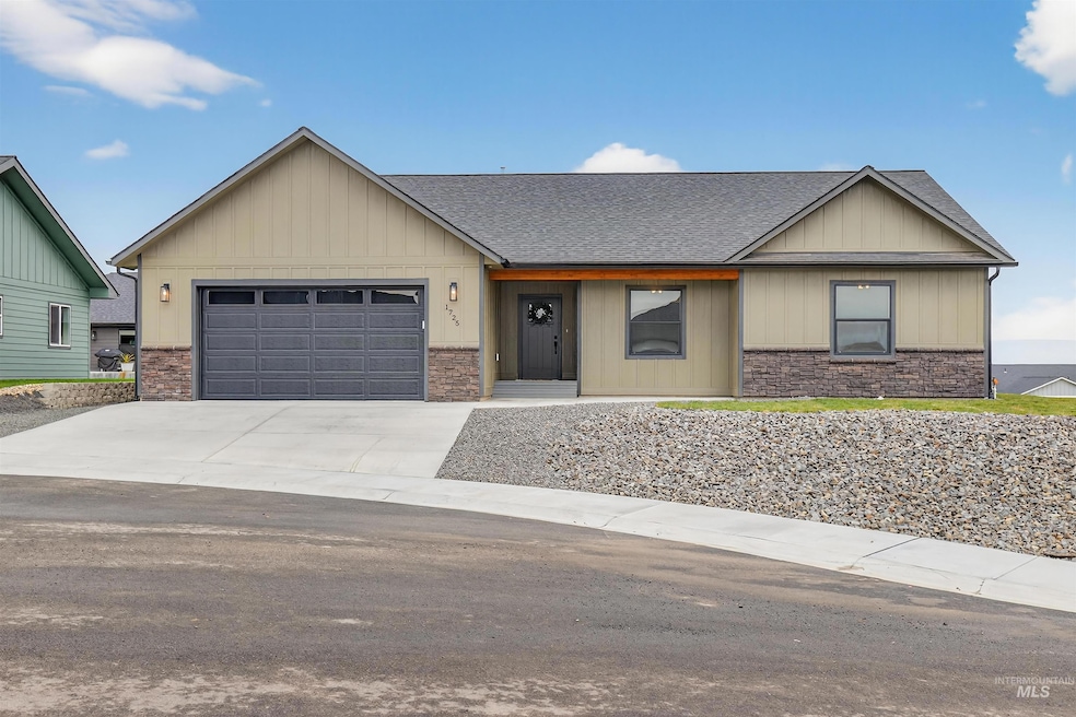 1725 Pathway Ct, Lewiston, ID 83501 - photo 1