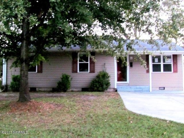 518 Henderson Dr, Jacksonville, NC 28540 - photo 1