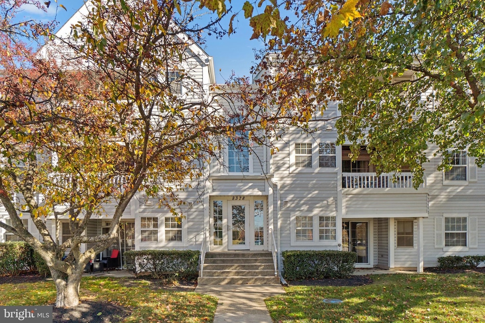 8378 Montgomery Run Rd unit D, Ellicott City, MD 21043 - photo 1