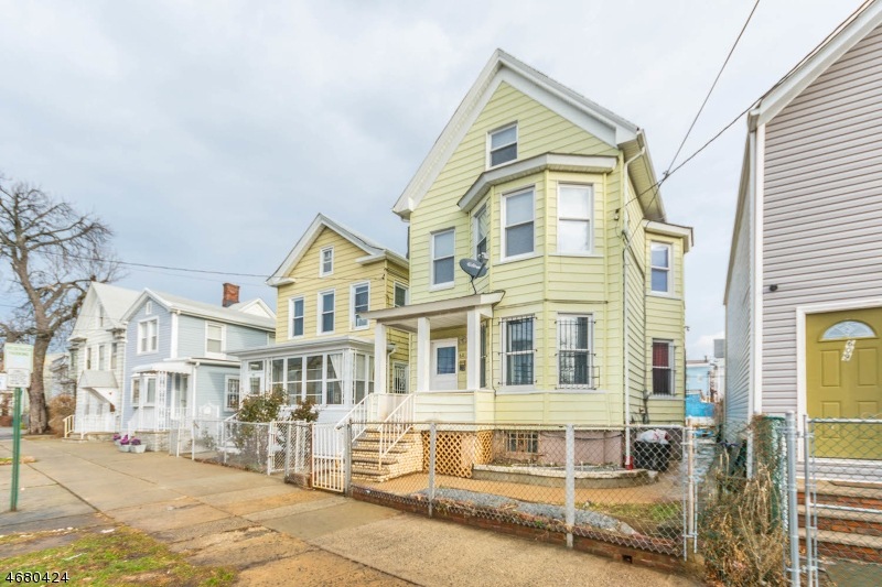 611 1st Ave, Elizabethport, NJ 07206 - photo 1